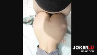  小妈过年回家后趁老爸不在家说狠狠奖励我一次