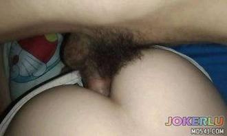  妹妹生日被我怂恿喝了二两白酒睡着后被我两洞混插