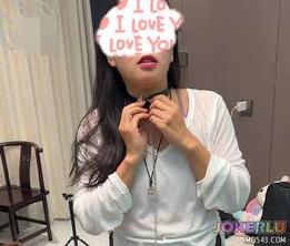  给妹妹带上定制项圈做狗健身两个月给她操瘫了