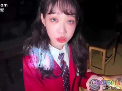  大學淫新活動學長們帶我去廢棄屋試膽大會 艾嫣